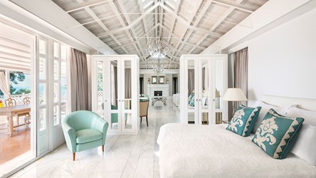 1452_Seafront Peanthouse Suite.jpg